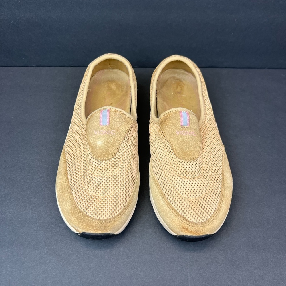 Vionic 331 Heritage Women Tan Loafer Shoe Size 8.5 EUR 39.5 Pre Owned